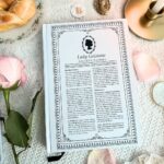 caderno_lady_whistledown_vintage_bridgerton_costura_moleskine_pautado_anotações