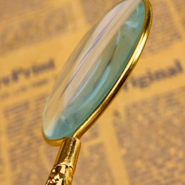 lupa aumento vintage dourada