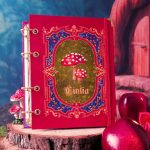 Fichário_caderno_argolado_branca_de_neve_capa_vermelha_azul_dourada_maçã_vintage_medieval_princesa_contos_fada