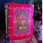 Fichário_caderno_argolado_branca_de_neve_capa_vermelha_azul_dourada_maçã_vintage_medieval_princesa_contos_fada