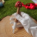 caneta cogumelo madeira com refil